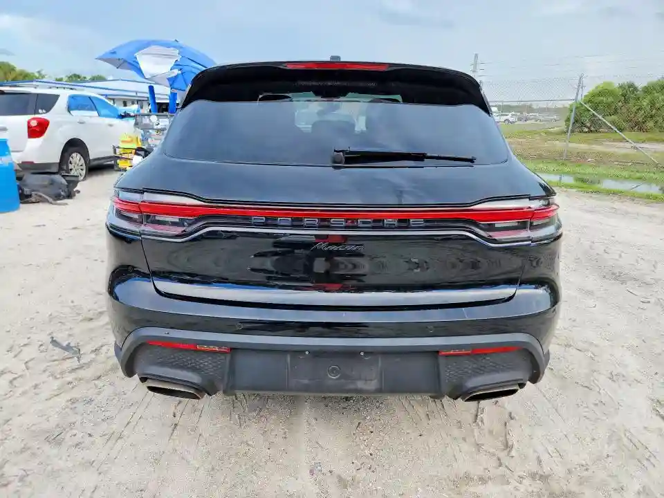 WP1AA2A53NLB03263 2022 PORSCHE MACAN-5