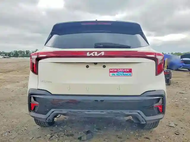 KNDEU2AA5R7525217 2024 KIA SELTOS-5