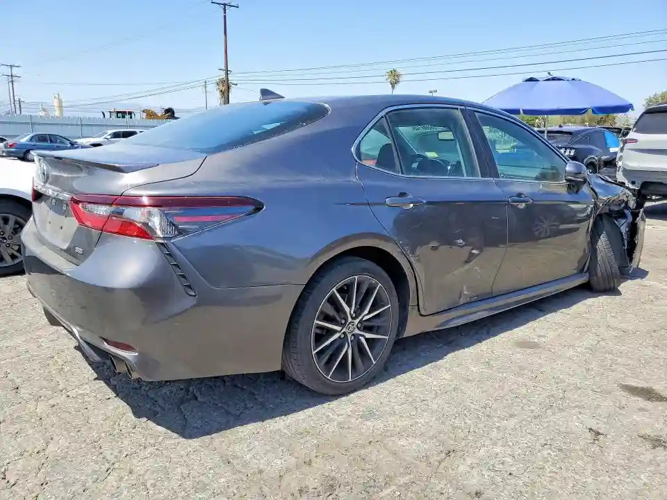 4T1T11AK7MU524658 2021 TOYOTA CAMRY-2
