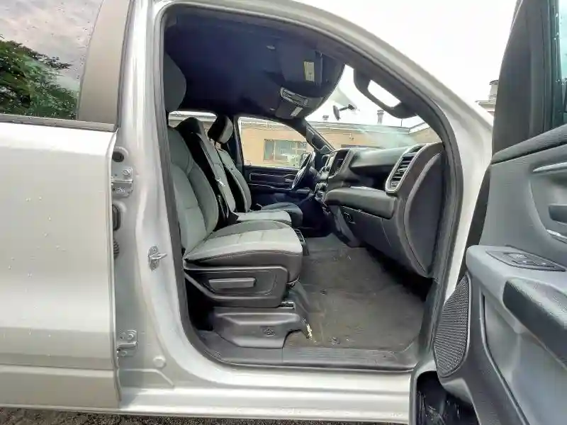 1C6RRFBG8MN728109 2021 RAM 1500-4