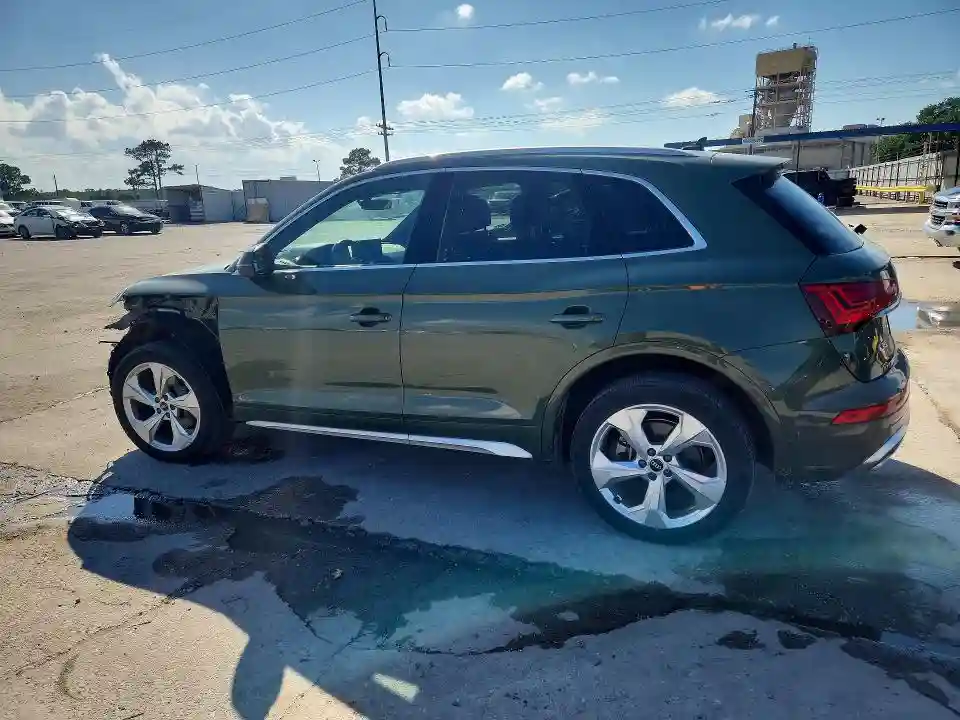 WA1EAAFY5N2043096 2022 AUDI Q5-1