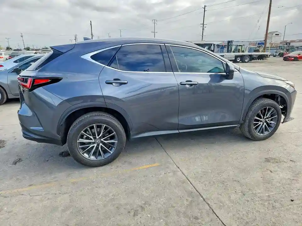 2T2AGCEZ3RC037700 2024 LEXUS NX-2