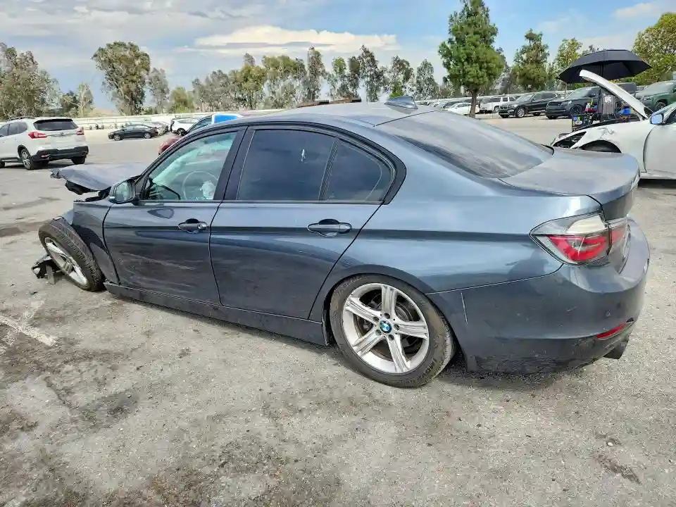 WBA3C1G51FNR50050 2015 BMW 3 SERIES-1
