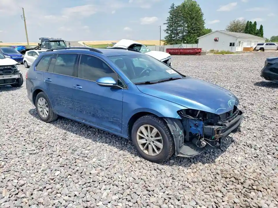 3VWC17AU5FM505300 2015 VOLKSWAGEN GOLF-3