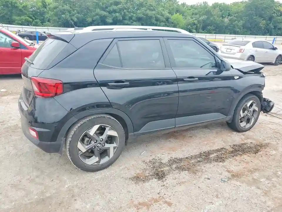 KMHRC8A34RU315388 2024 HYUNDAI VENUE-2