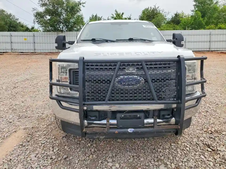 1FT8X3BT5JEC12484 2018 FORD F350-4