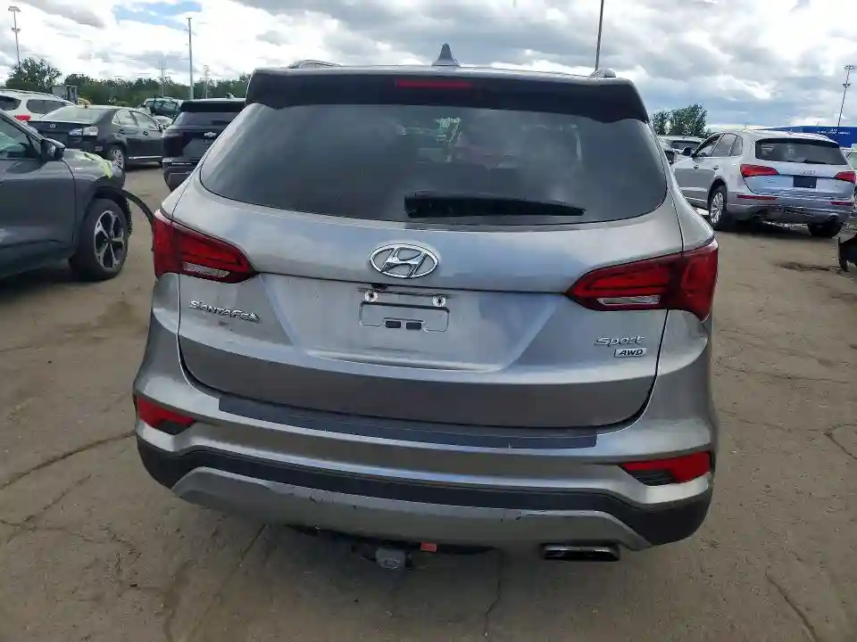 5XYZUDLB7JG510065 2018 HYUNDAI SANTA FE-5
