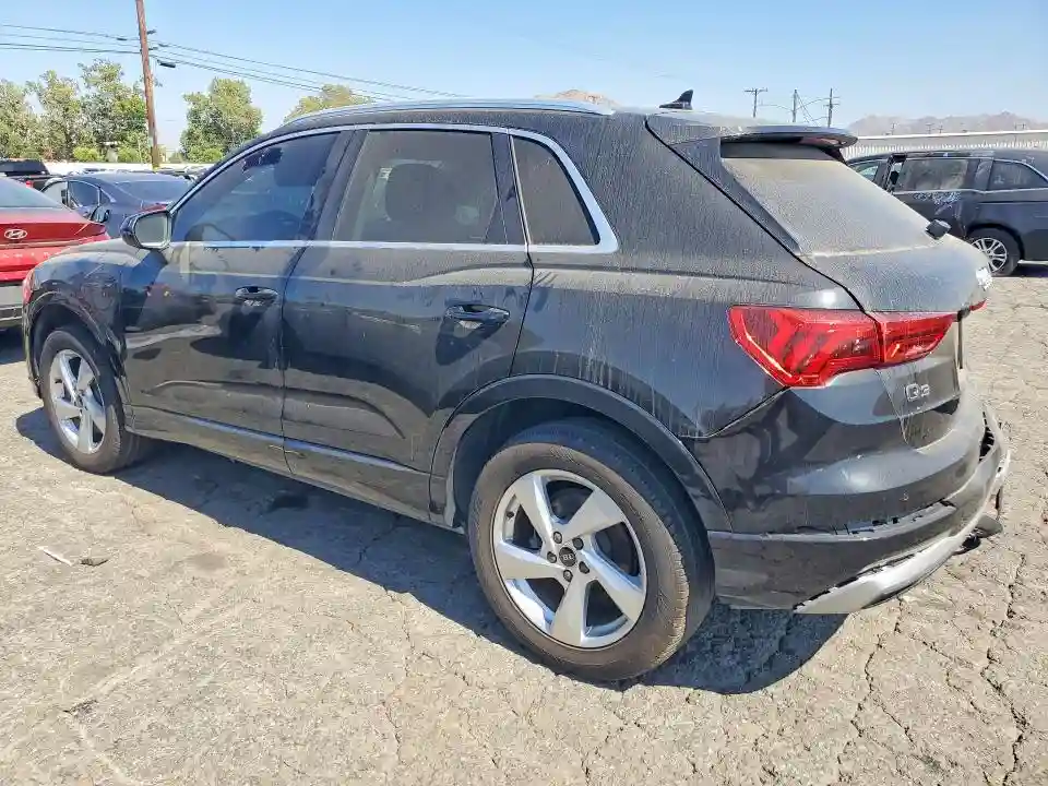 WA1AUCF3XM1132169 2021 AUDI Q3-1