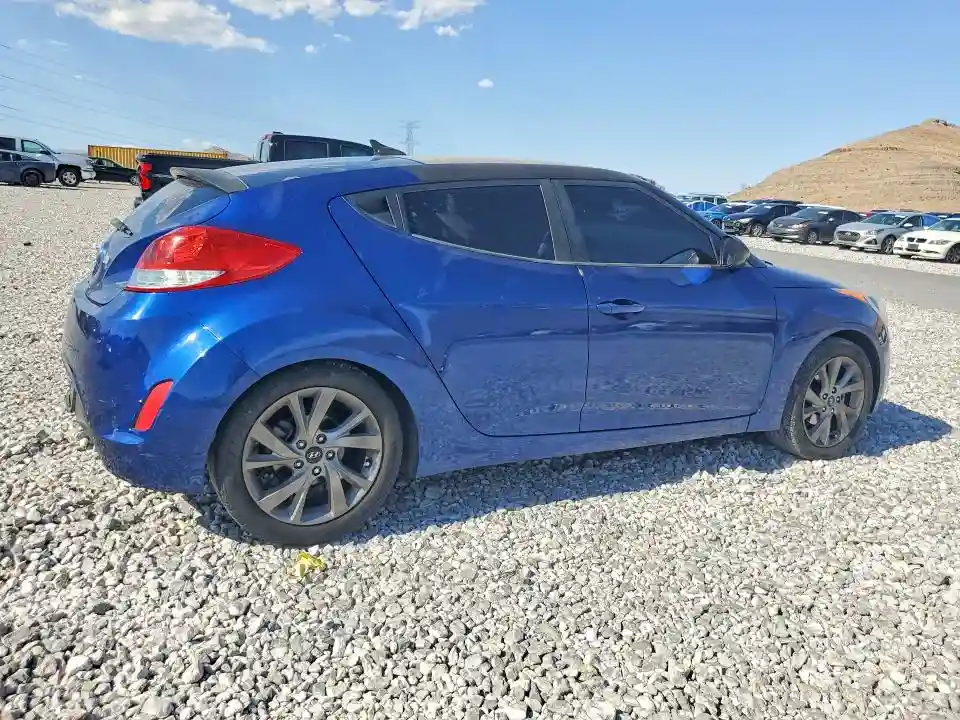 KMHTC6AD4GU282490 2016 HYUNDAI VELOSTER-2