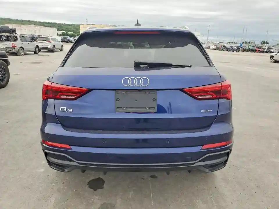 WA1EECF38N1092772 2022 AUDI Q3-5