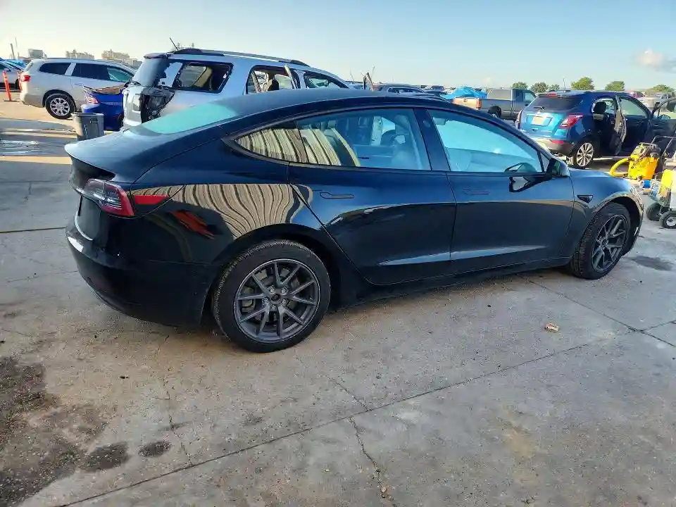 5YJ3E1EAXNF190078 2022 TESLA MODEL 3-2