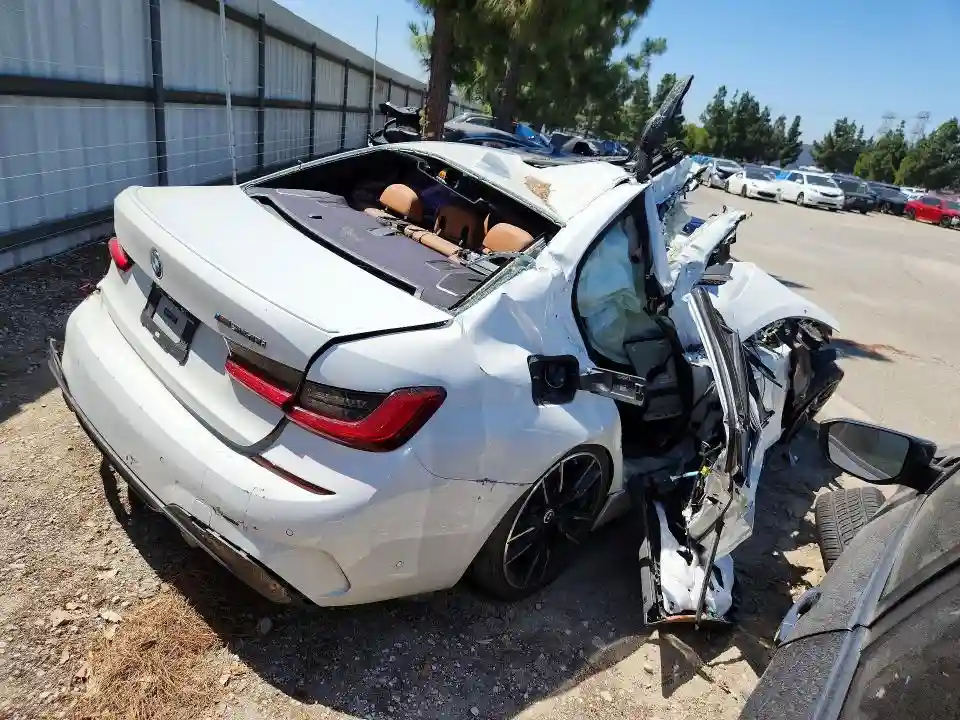 WBA5U7C03LFH04693 2020 BMW M3-2