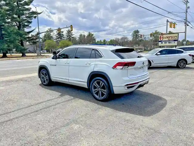 1V2SE2CA4NC202905 2022 VOLKSWAGEN ATLAS-2