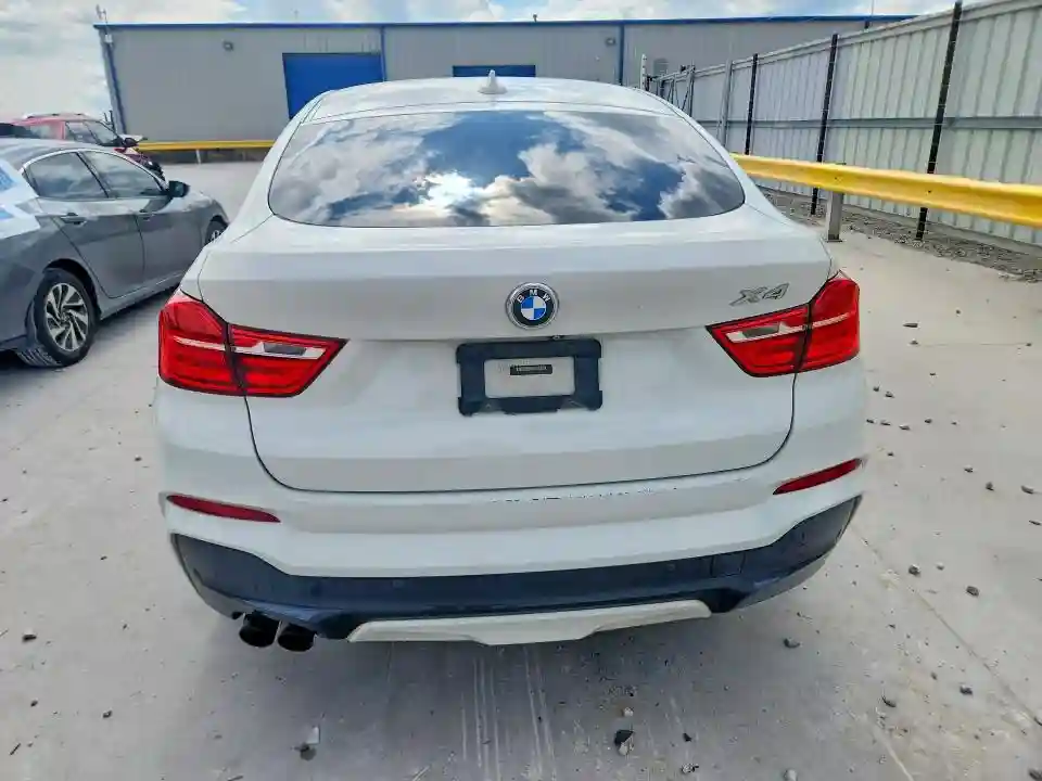 5UXXW5C50F0E88572 2015 BMW X4-5