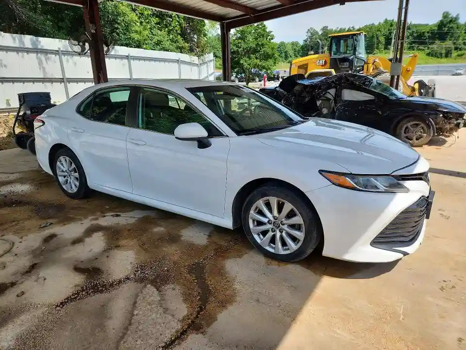 4T1B11HKXKU769176 2019 TOYOTA CAMRY-3