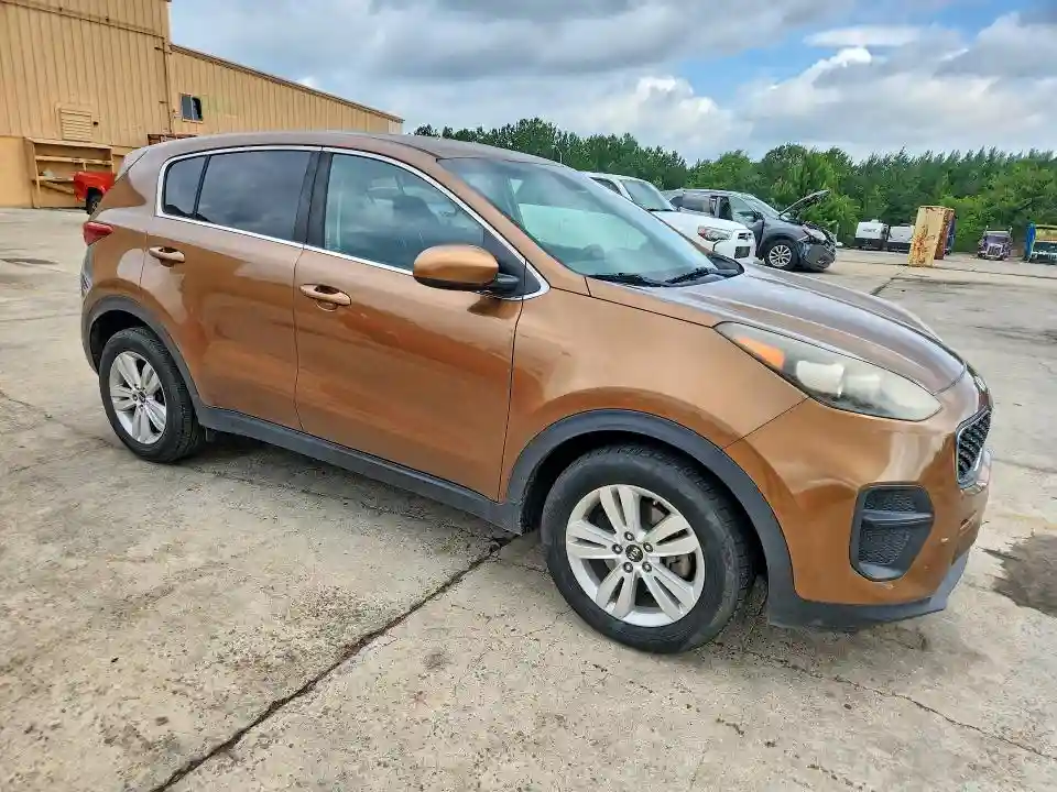 KNDPM3AC7J7318672 2018 KIA SPORTAGE-3