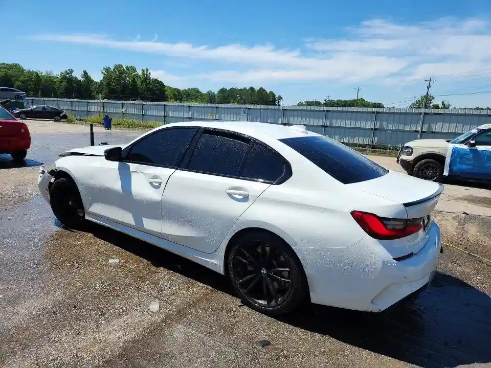 3MW5R1J05M8C21585 2021 BMW 3 SERIES-1