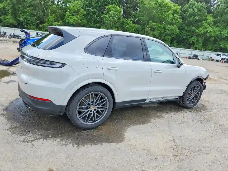 WP1AA2AY7SDA07040 2025 PORSCHE CAYENNE-2
