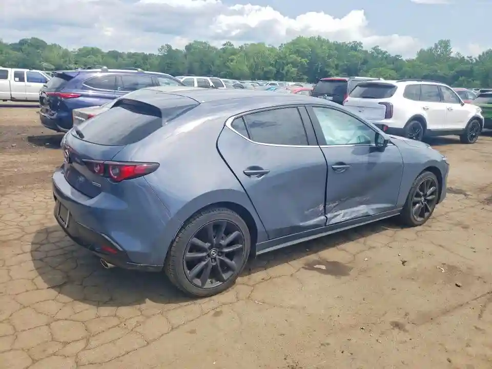 JM1BPBLM2P1607262 2023 MAZDA 3-2