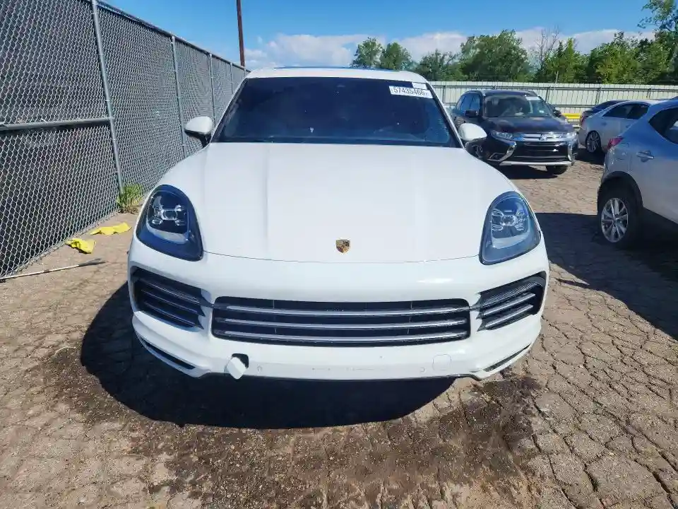 WP1AA2AY6KDA10818 2019 PORSCHE CAYENNE-4