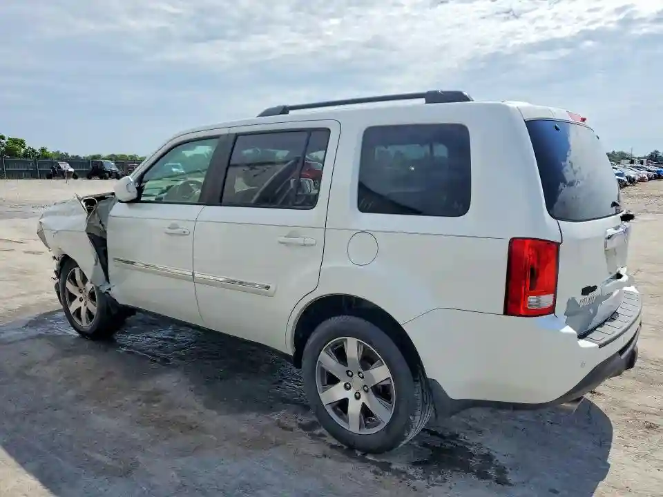 5FNYF3H99FB023020 2015 HONDA PILOT-1