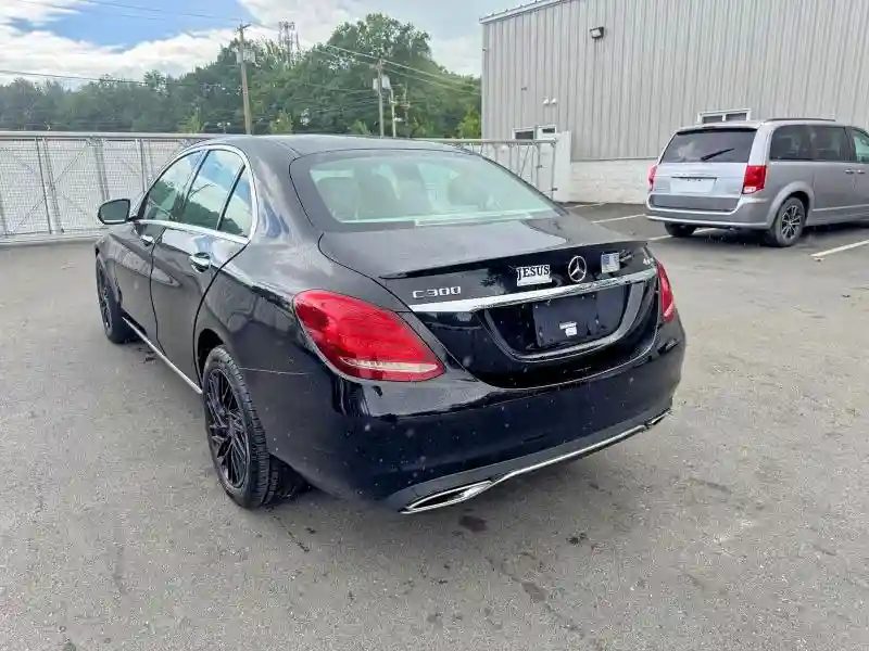 55SWF4KB1FU068945 2015 MERCEDES-BENZ C-CLASS-1