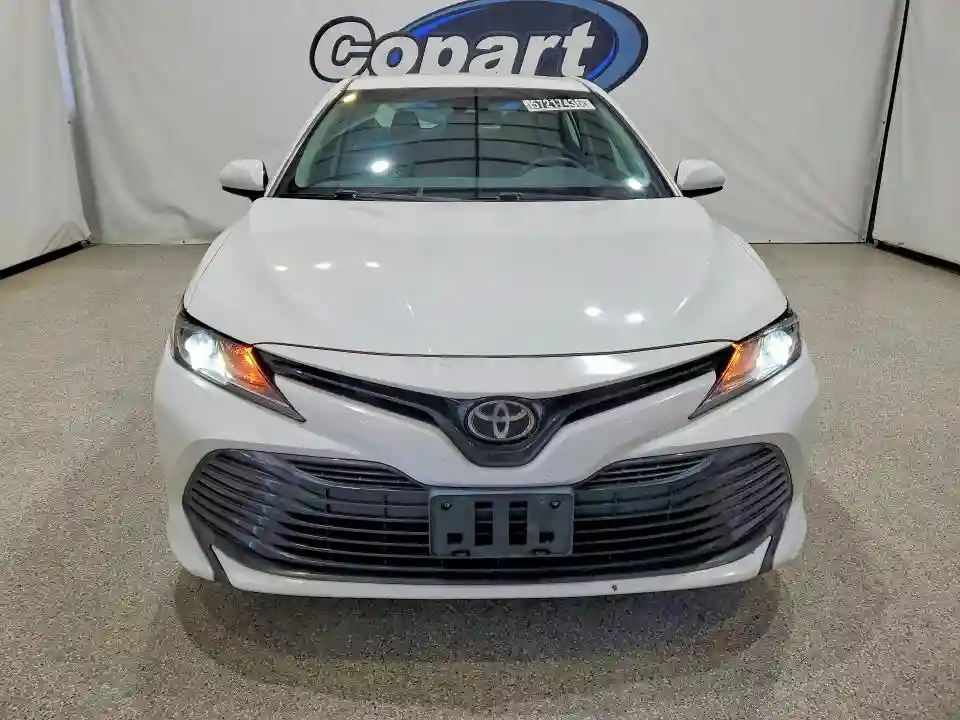 4T1B11HKXJU014107 2018 TOYOTA CAMRY-4