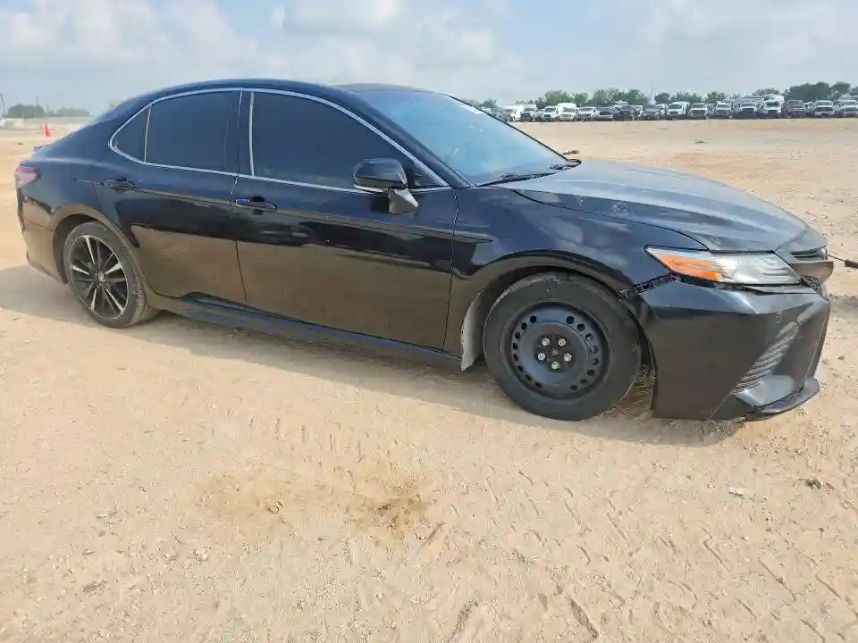 4T1B61HK5JU542901 2018 TOYOTA CAMRY-3