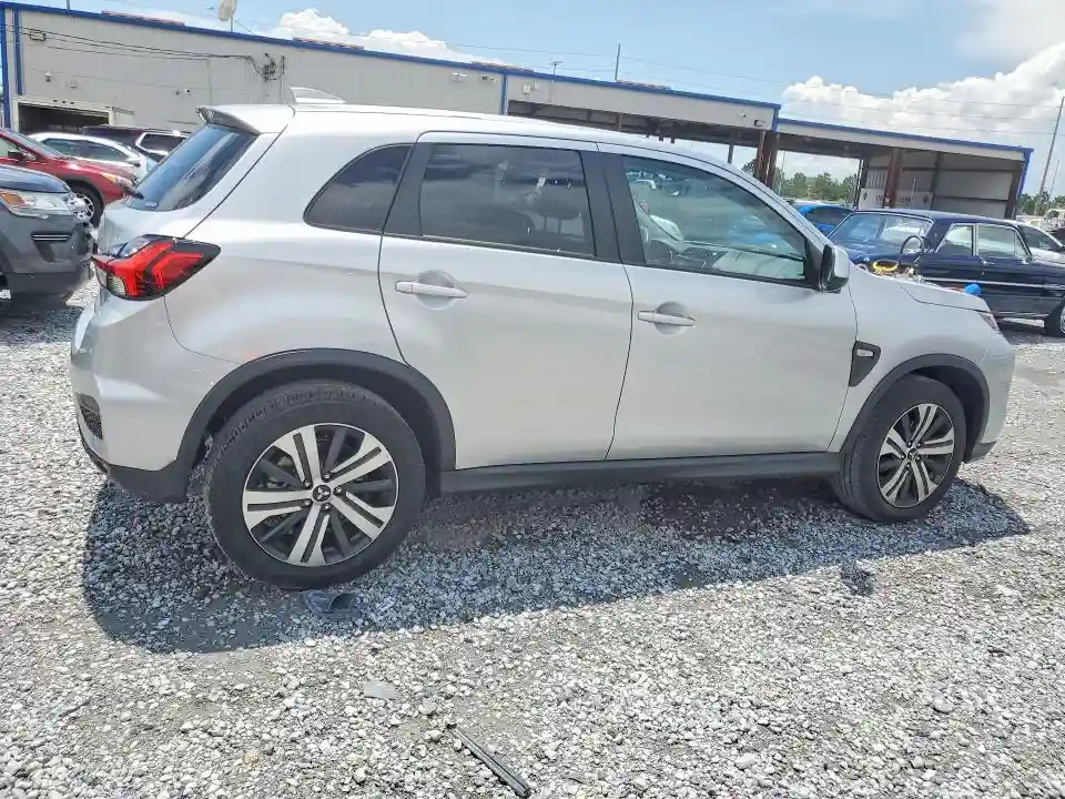 JA4ARUAU8TU009829 2026 MITSUBISHI OUTLANDER-2