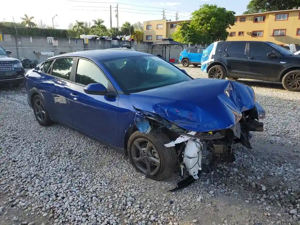 3KPFT4DE5SE003811 2025 KIA K4-3