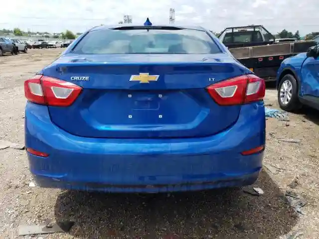 1G1BE5SM0J7158718 2018 CHEVROLET CRUZE-5