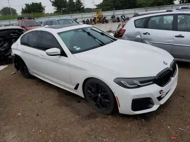 WBA13BK00MCF19770 2021 BMW M5-3