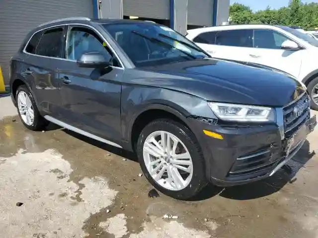 WA1BNAFY1J2132651 2018 AUDI Q5-3