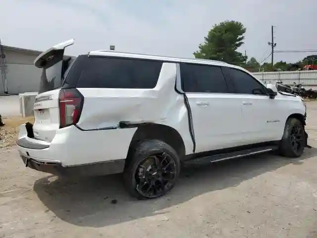 1GNSKCKD2NR284746 2022 CHEVROLET SUBURBAN-2