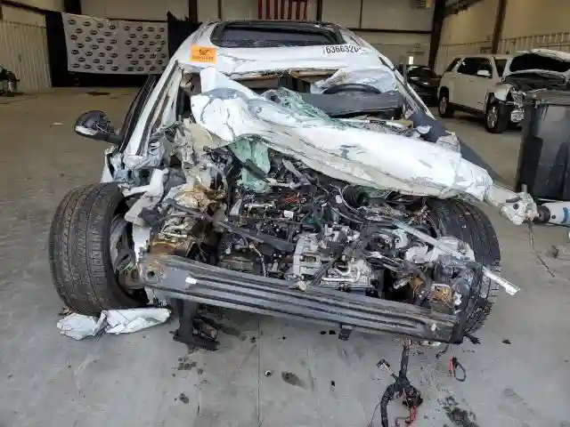 WVGAV7AX5FW015900 2015 VOLKSWAGEN TIGUAN-4