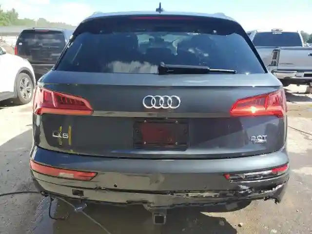 WA1BNAFY1J2132651 2018 AUDI Q5-5