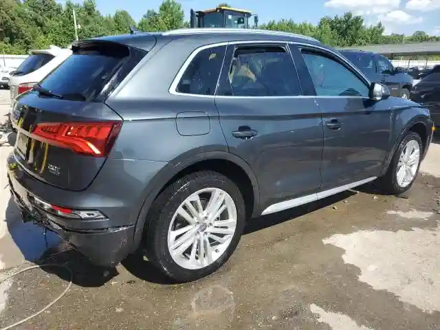 WA1BNAFY1J2132651 2018 AUDI Q5-2