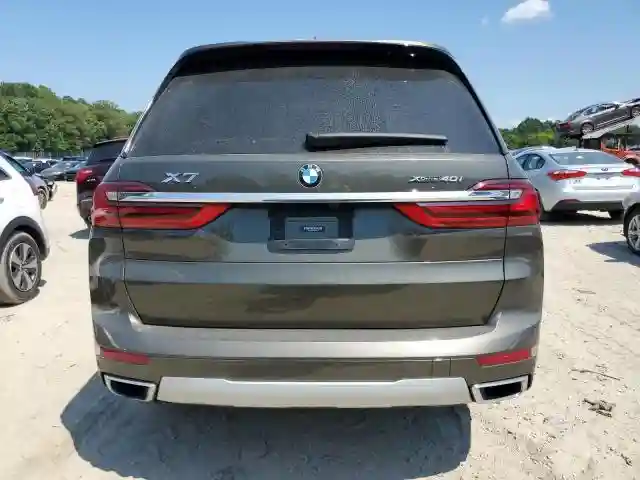 5UXCW2C04M9G63478 2021 BMW X7-5