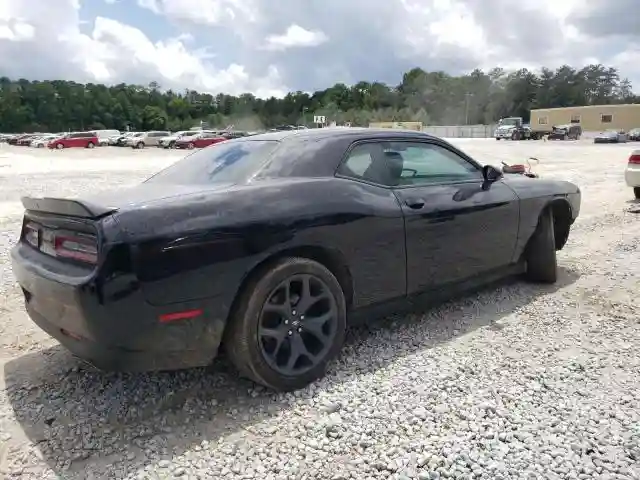 2C3CDZAGXLH230828 2020 DODGE CHALLENGER-2