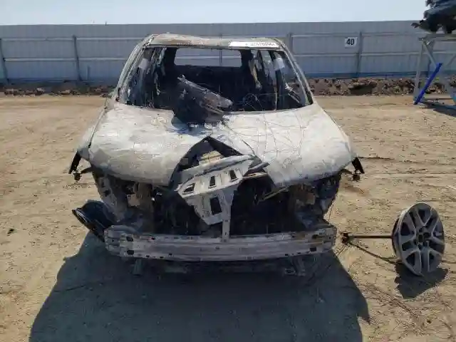 1GNERGKW8JJ133663 2018 CHEVROLET TRAVERSE-4