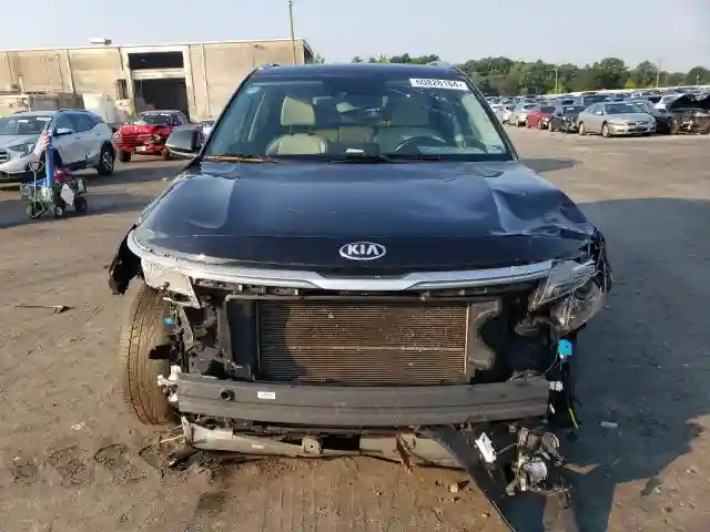 KNDERCAA9M7106495 2021 KIA SELTOS-4