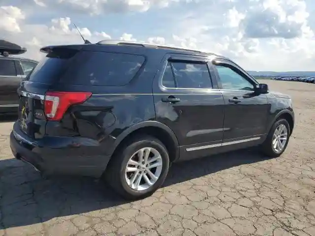 1FM5K8D89JGA18578 2018 FORD EXPLORER-2