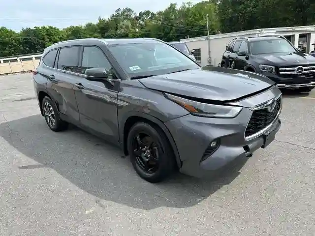 5TDGZRBH5MS558067 2021 TOYOTA HIGHLANDER-3