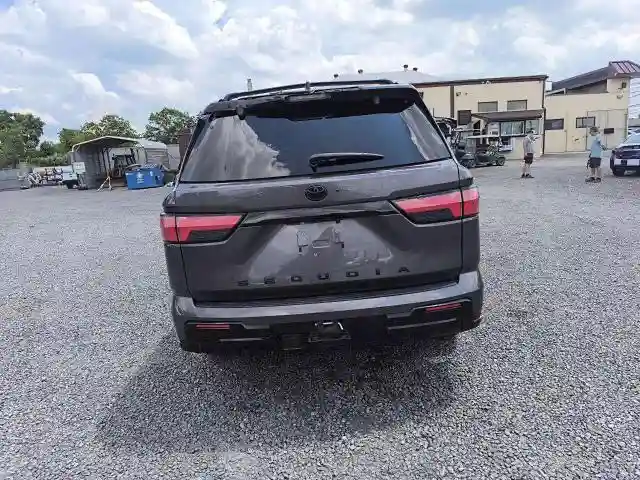 7SVAAABA4RX029430 2024 TOYOTA SEQUOIA-5