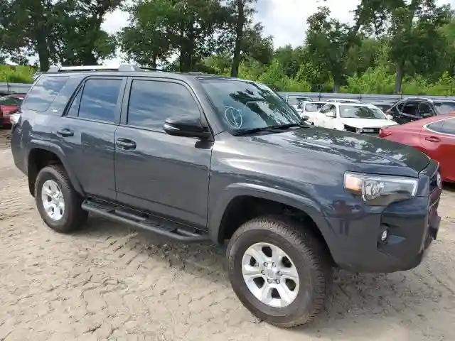 JTENU5JR7R6266724 2024 TOYOTA 4RUNNER-3