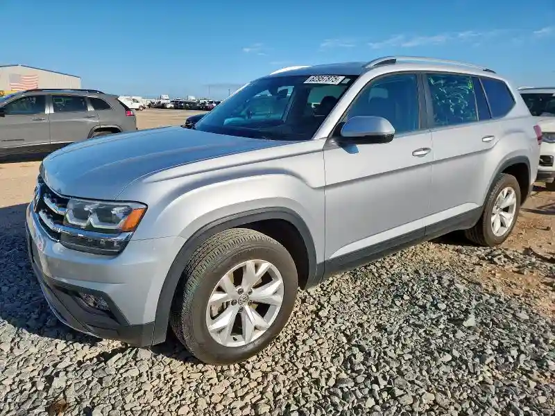 1V2CR2CA1JC527059 2018 VOLKSWAGEN ATLAS-0