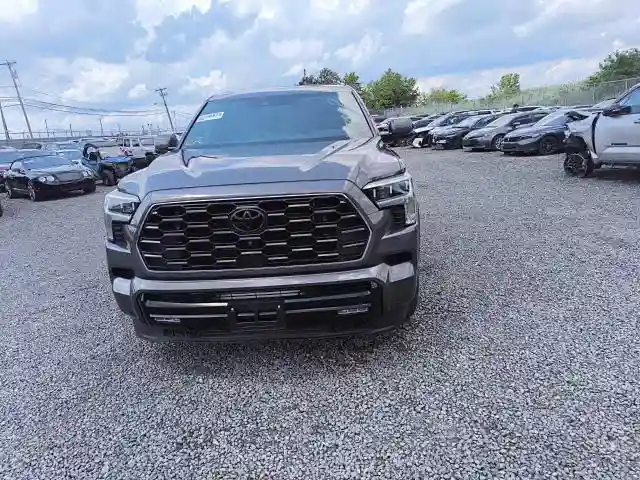 7SVAAABA4RX029430 2024 TOYOTA SEQUOIA-4