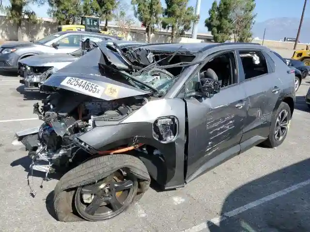 JTMAAAAA3PA015885 2023 TOYOTA BZ4X XLE-0