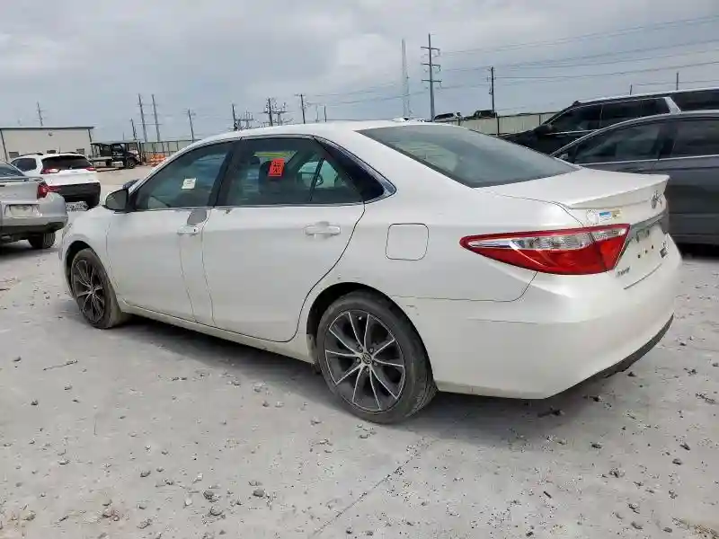 4T1BF1FK6FU033166 2015 TOYOTA CAMRY-1