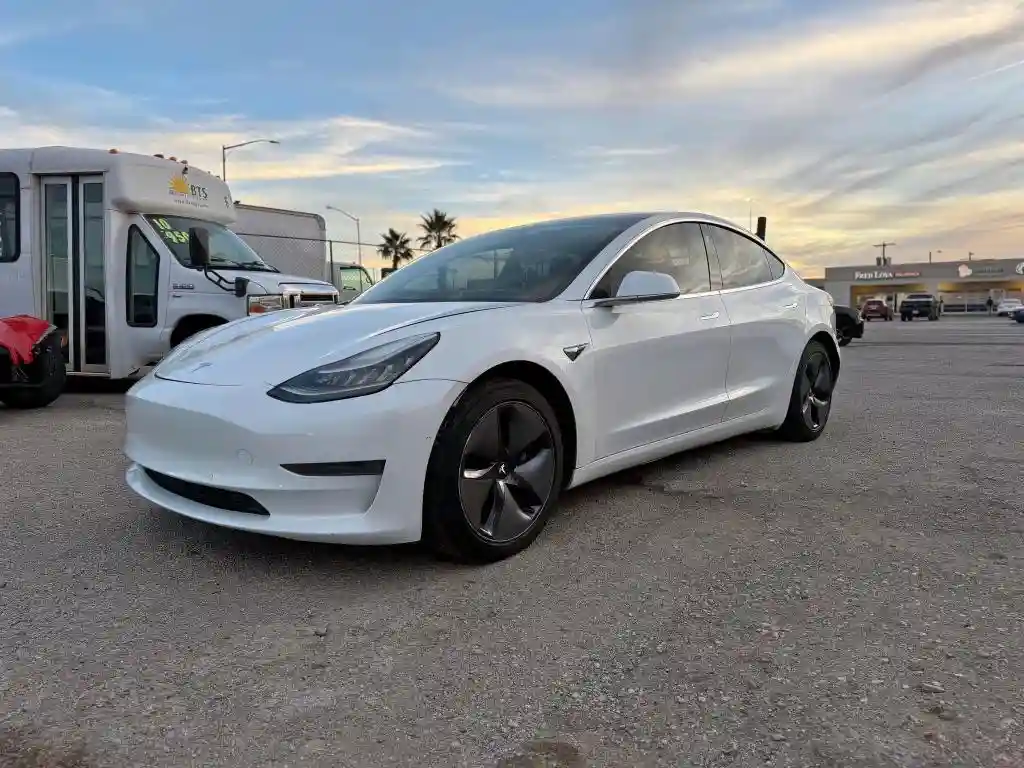 5YJ3E1EA9KF310013 2019 TESLA MODEL 3-1